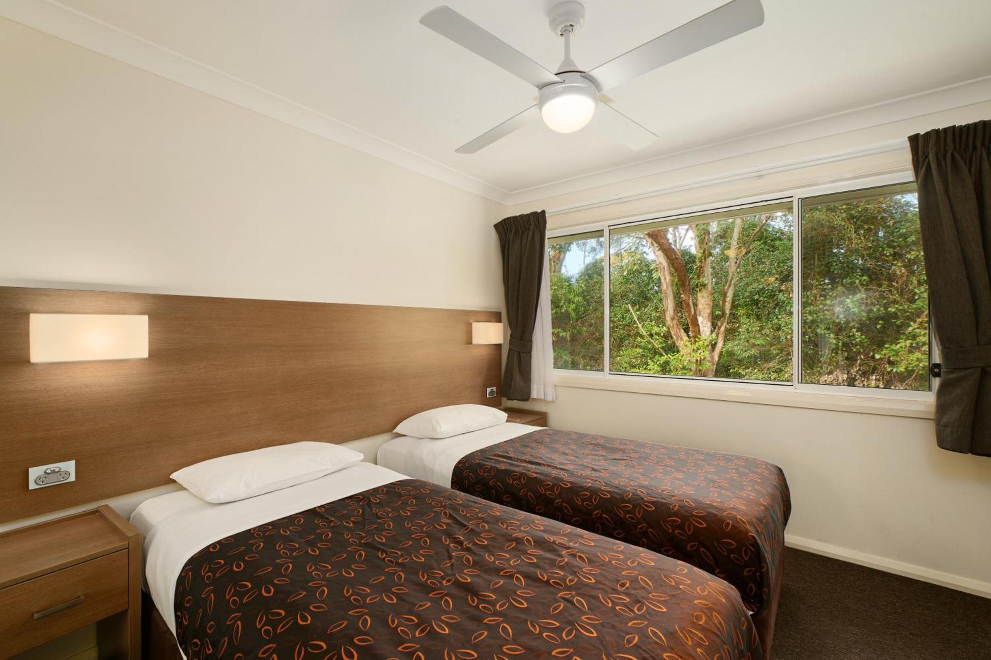 Flynns On Surf Beach Villas Порт-Маккуори Экстерьер фото