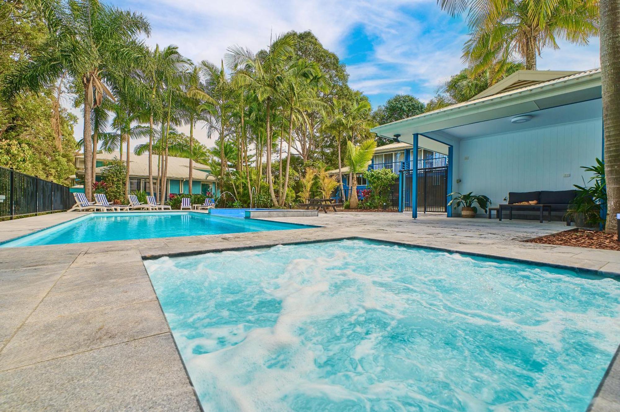 Flynns On Surf Beach Villas Порт-Маккуори Экстерьер фото
