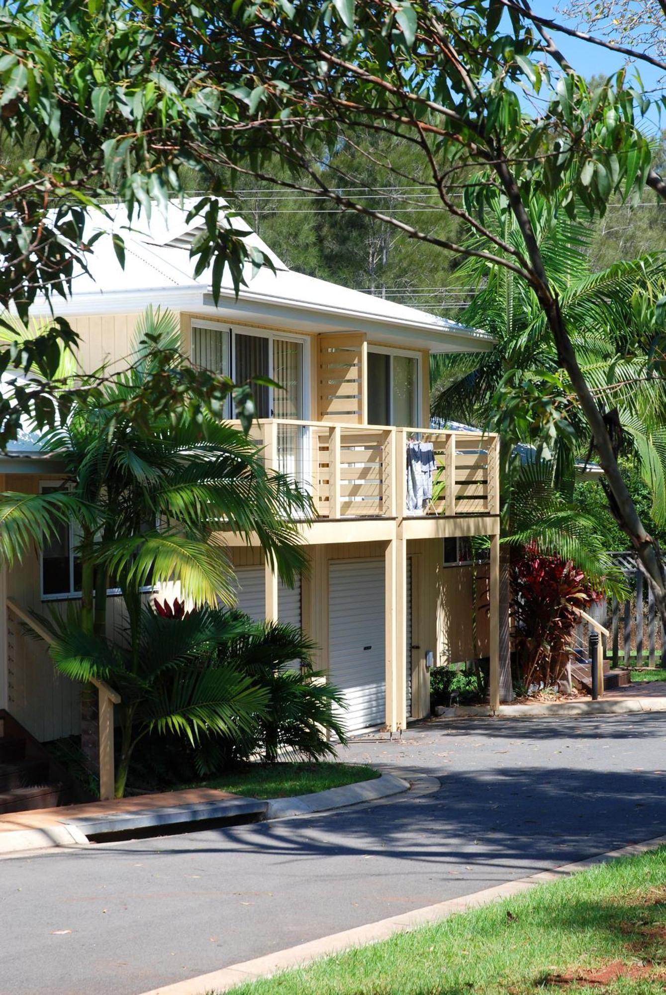 Flynns On Surf Beach Villas Порт-Маккуори Экстерьер фото
